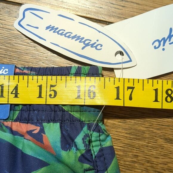 NWT Maamgic Swim Trunks Med Mesh Liner Drawstring, Elastic Waist - Picture 8 of 9
